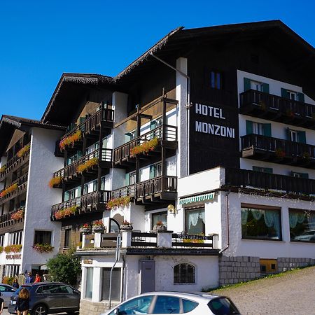 Gh Hotel Monzoni Pozza di Fassa Luaran gambar