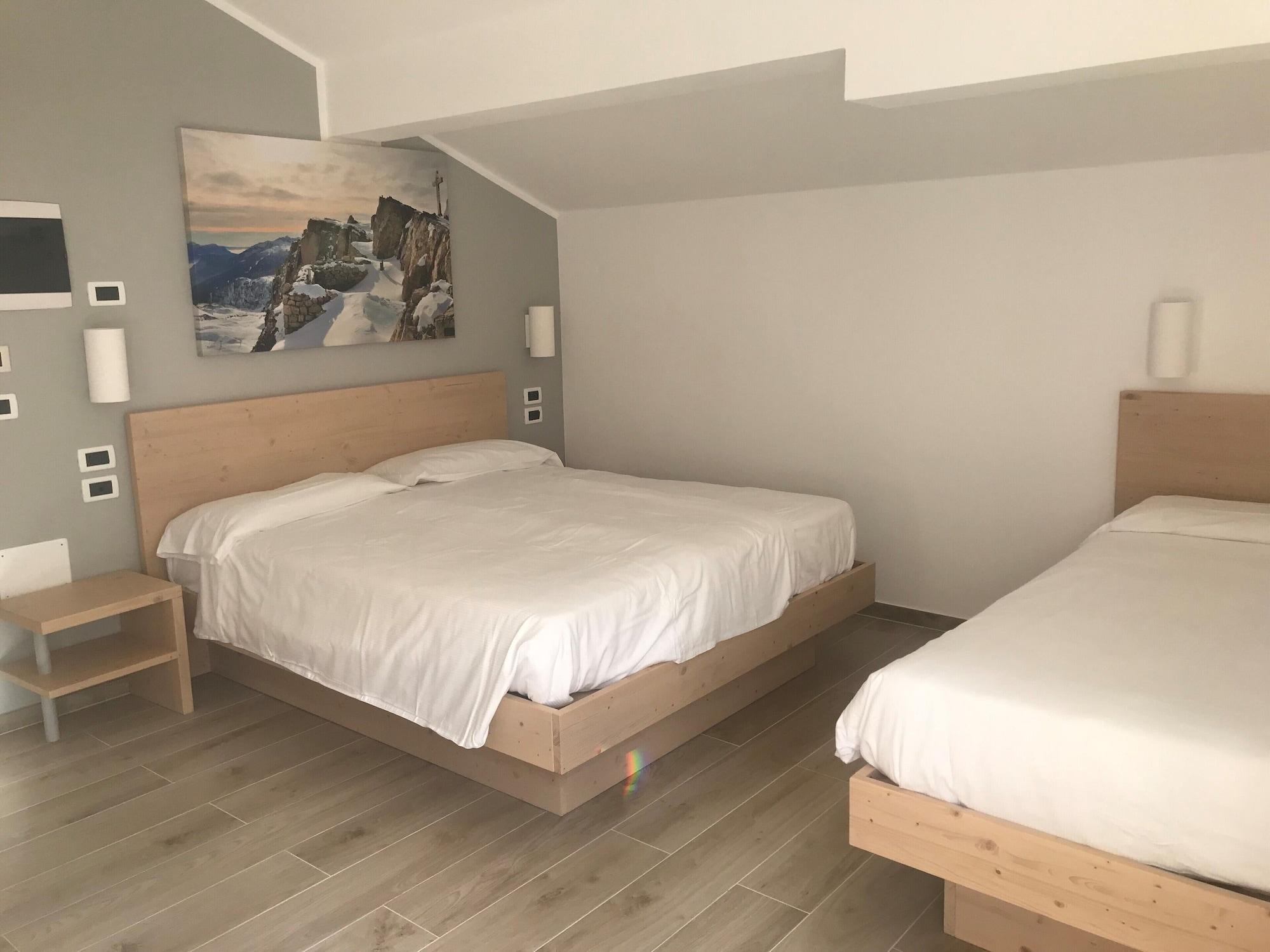 Gh Hotel Monzoni Pozza di Fassa Luaran gambar