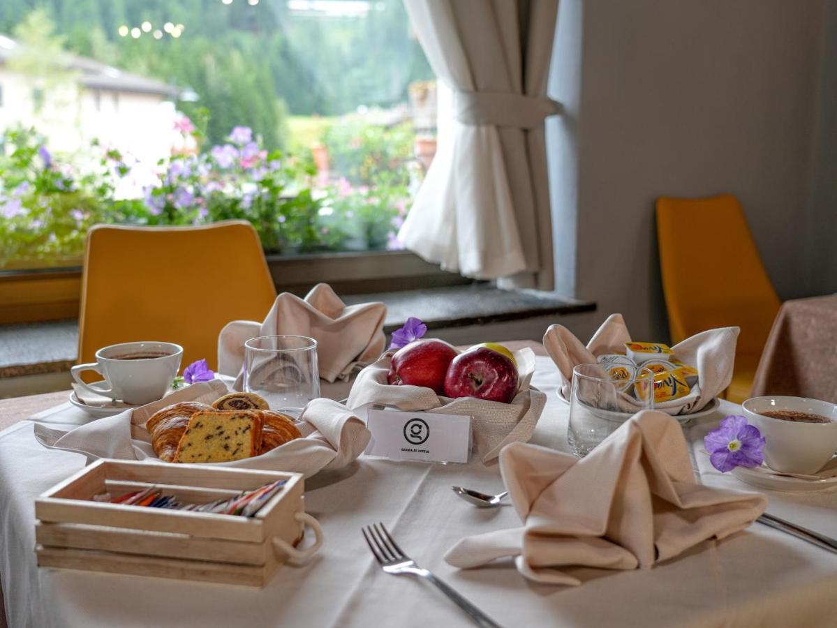 Gh Hotel Monzoni Pozza di Fassa Luaran gambar
